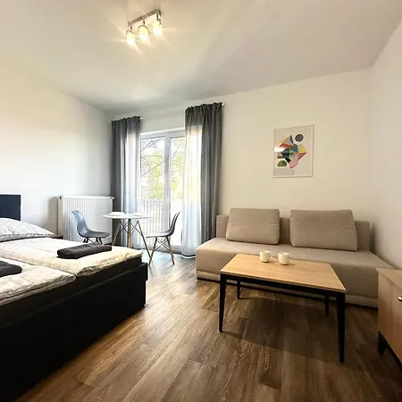 Przyjazni 16 26 - Self Check-in 20h - Lift